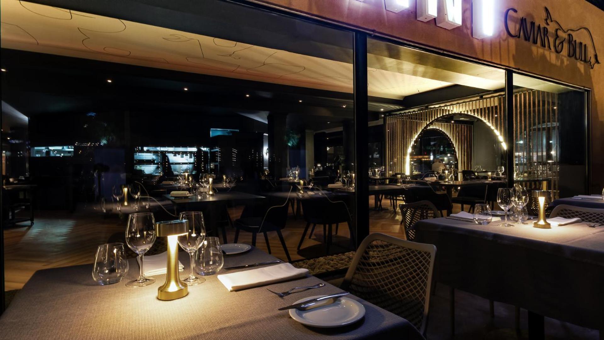 Hotel Corinthia St George'S Bay Saint Julian's Exteriér fotografie Interior of the restaurant